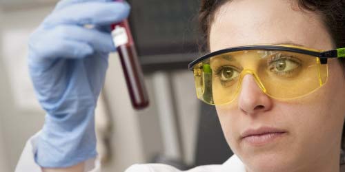 Hoe Lang Blijft Wiet in je Bloed?